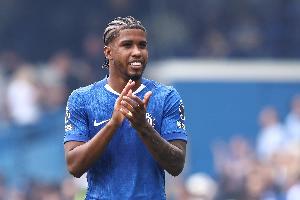 安德雷·桑托斯：罗塞尼尔是顶级教练 我们必须在每场比赛中拼搏