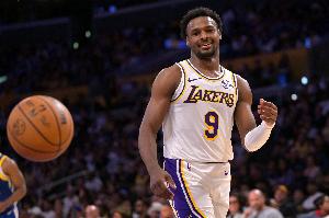 布朗尼2026年三分球8中6&命中率75% 湖人队内最高