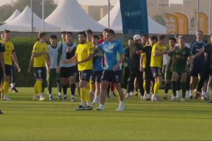 浙江队热身赛发生冲突，对手球员被红牌罚下比赛宣布终止